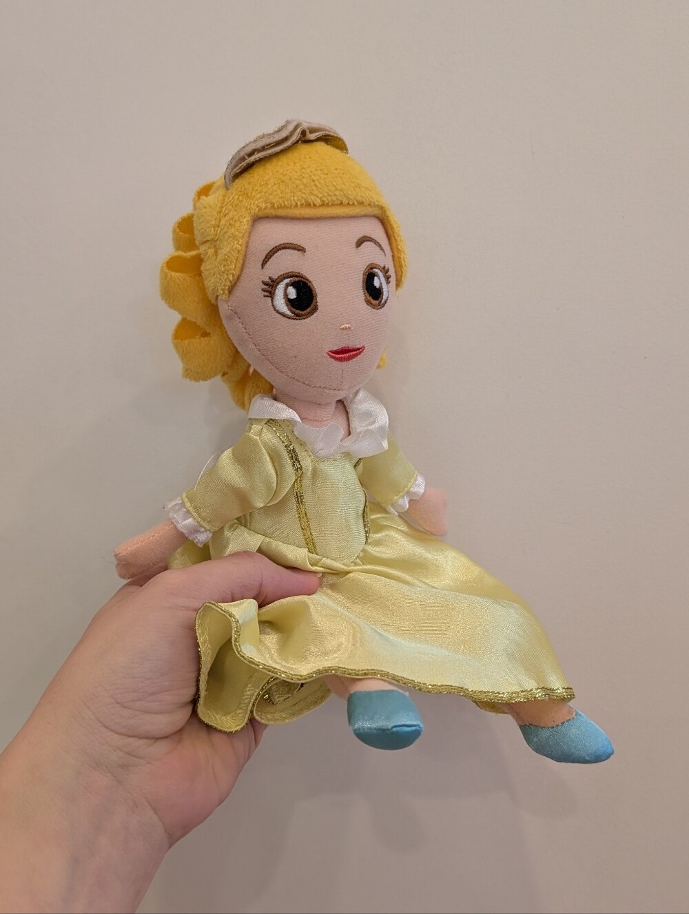 Amber - Sofia The First - Stuffy